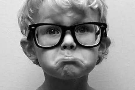 ICL人工晶体植入术有弊端吗？