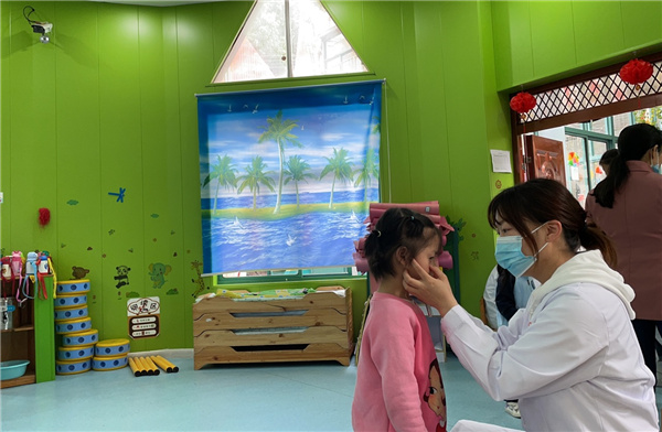 沃瑞眼科医院走进学校，普及眼健康科学
