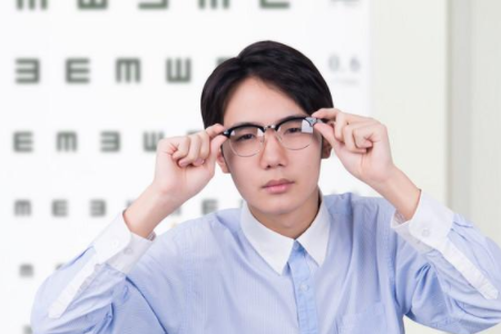治疗近视眼医院哪家好？