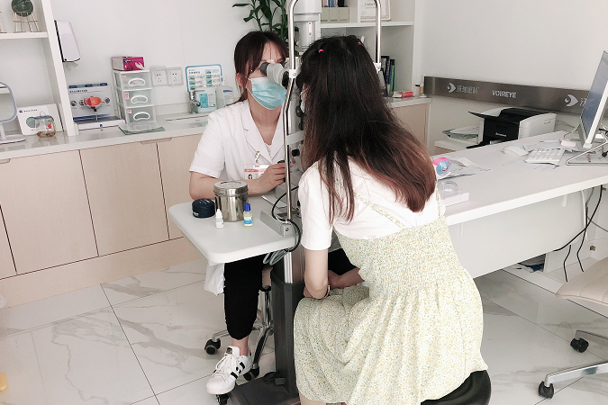 近视475度还能恢复吗？