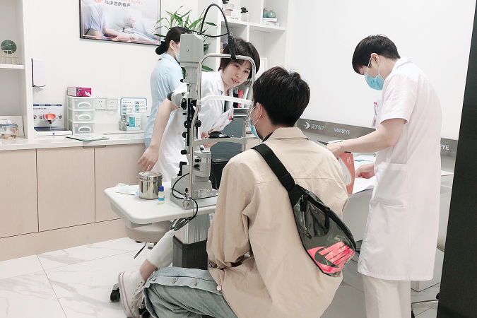 近视视力矫正到多少合适呢？