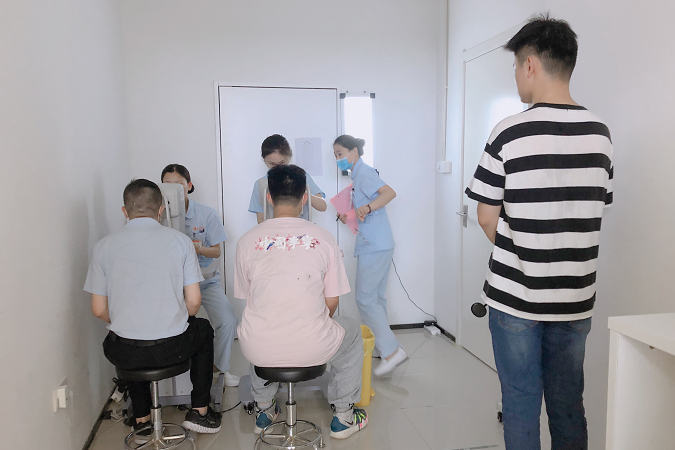 合肥眼科医院哪里找？走进沃瑞眼科看一看