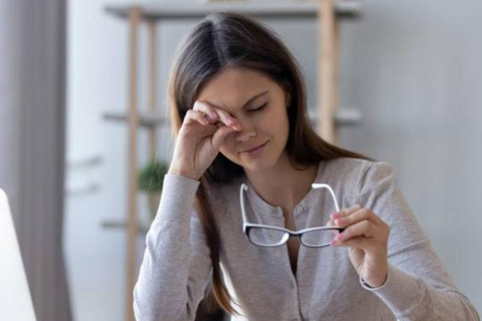 眼睛近视的危害和影响都有哪些呢？