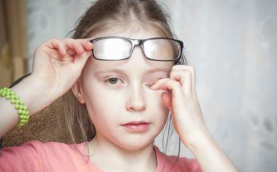 只有一只眼睛近视怎么办？