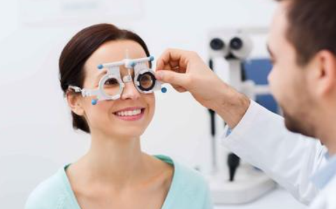 做近视眼手术的危害有哪些呢？