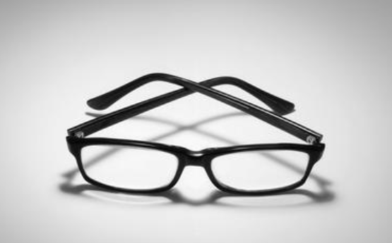 离焦眼镜能控制近视发展吗？
