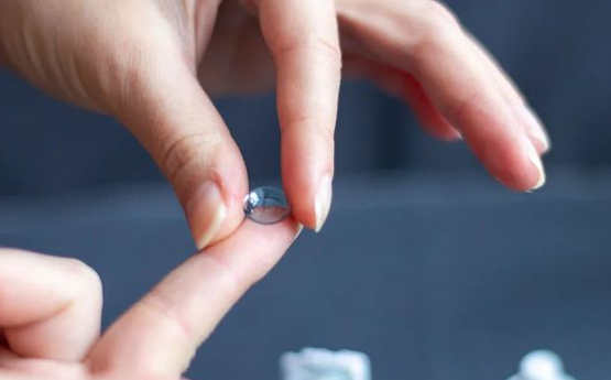 近视375度买多少度的隐形眼镜合适？