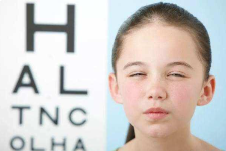 每天坚持做哪些可恢复近视眼？