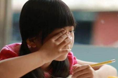 怎样让近视眼恢复正常呢？