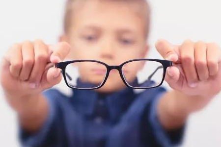 十三岁去哪检查近视好？