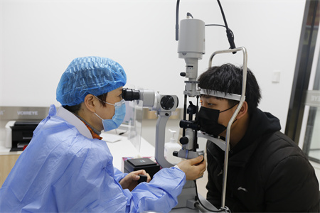 合肥晶体植入近视手术多少钱？