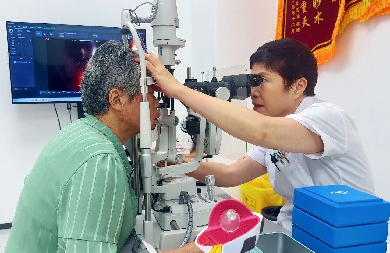 ​合肥沃瑞眼科付玲玲救治重度BKC合并复杂白内障患者纪实